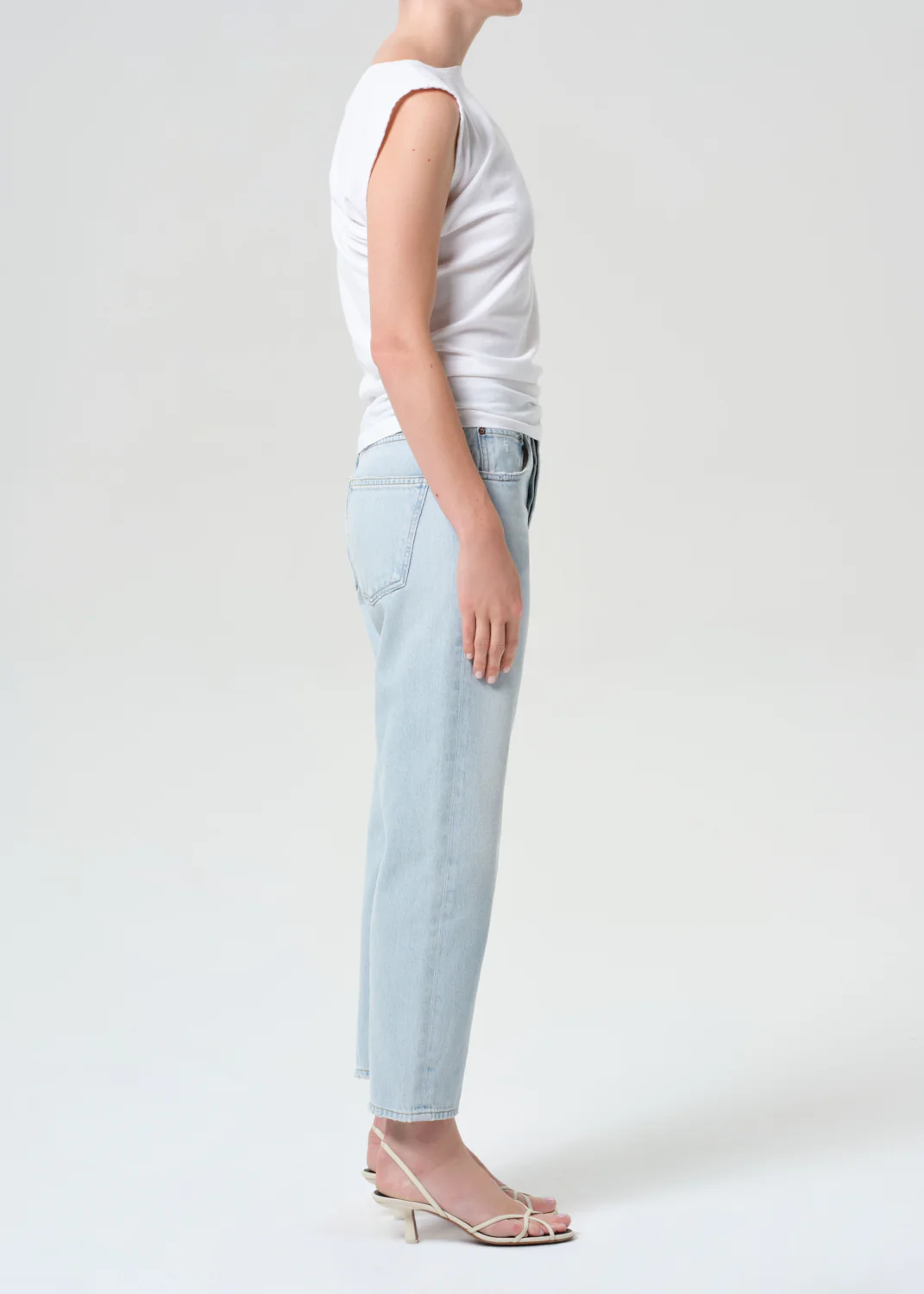90's Crop Mid Rise Straight (Weightless) in Distraction - Image 3