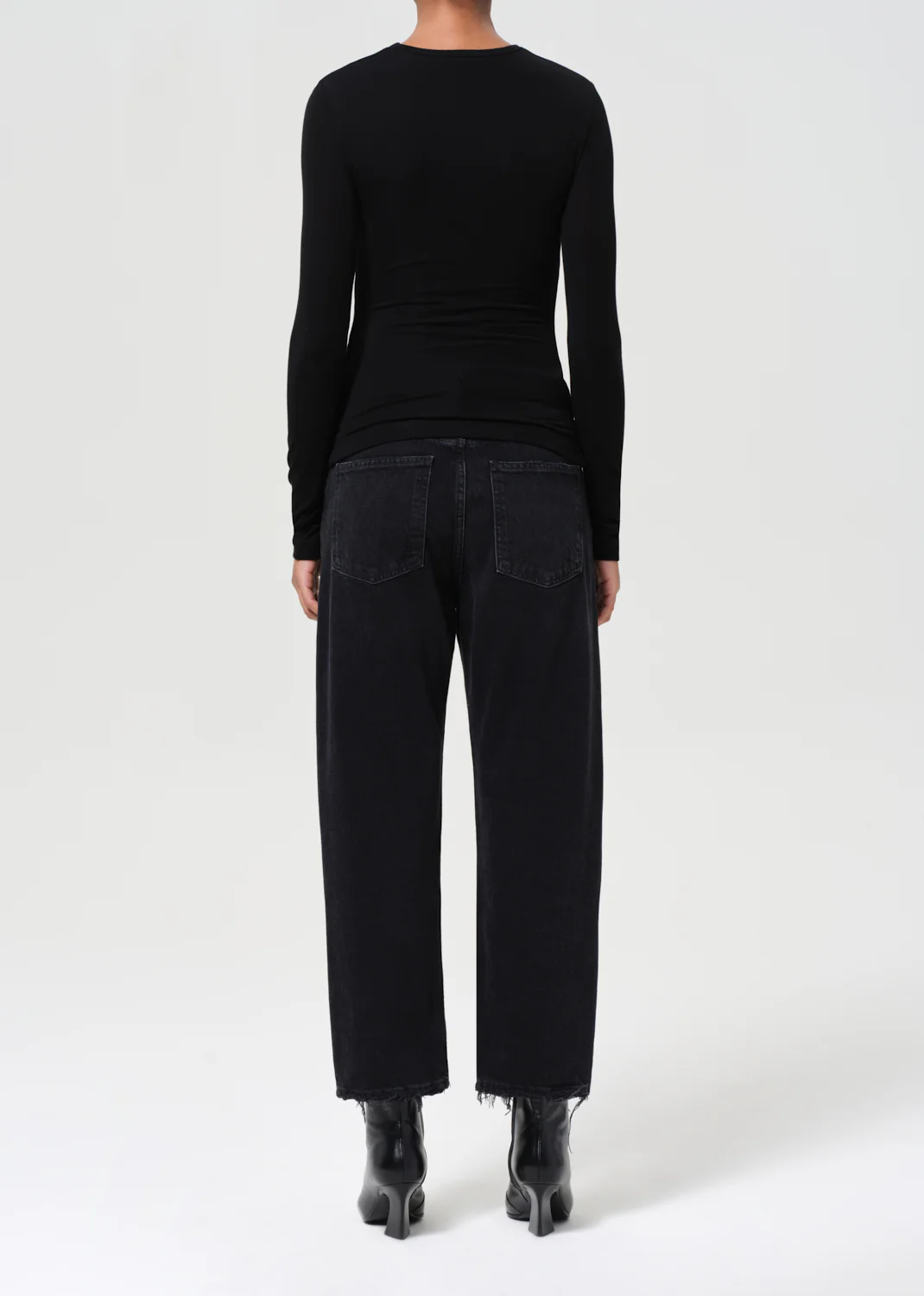 90's Crop Mid Rise Straight (Weightless) in Tar - Image 3