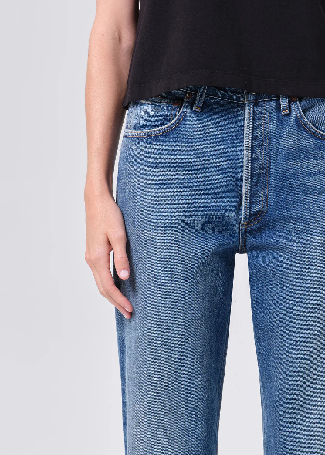 90's Crop Mid Rise Straight Petite in Bounty - Image 5
