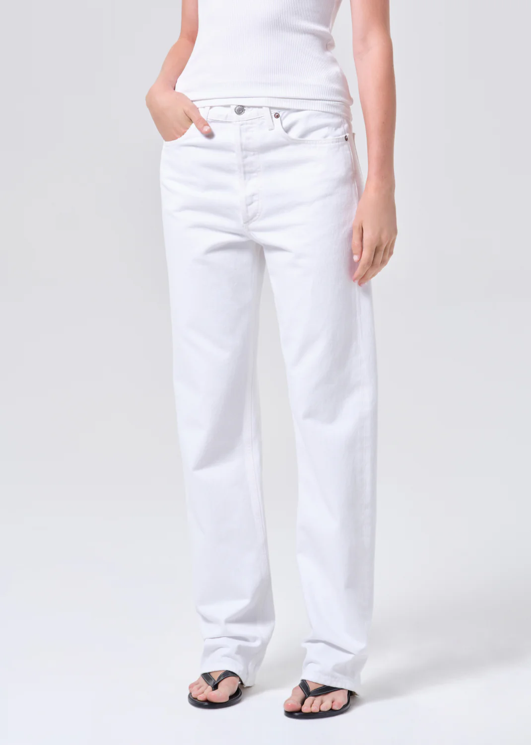 90's Mid Rise Straight 32" in Marshmallow - Image 4
