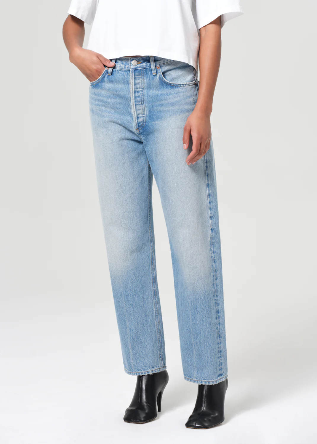 90's Mid Rise Straight in Vault - Image 4