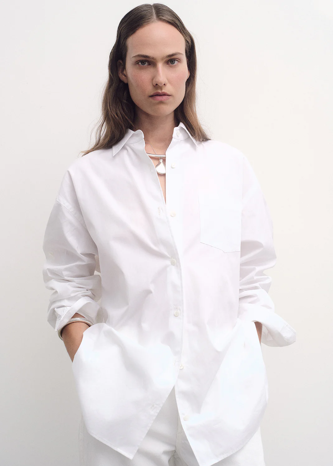 AGOLDE x MARIA MCMANUS A-Line Shirt Poplin in White Cotton - Image 2