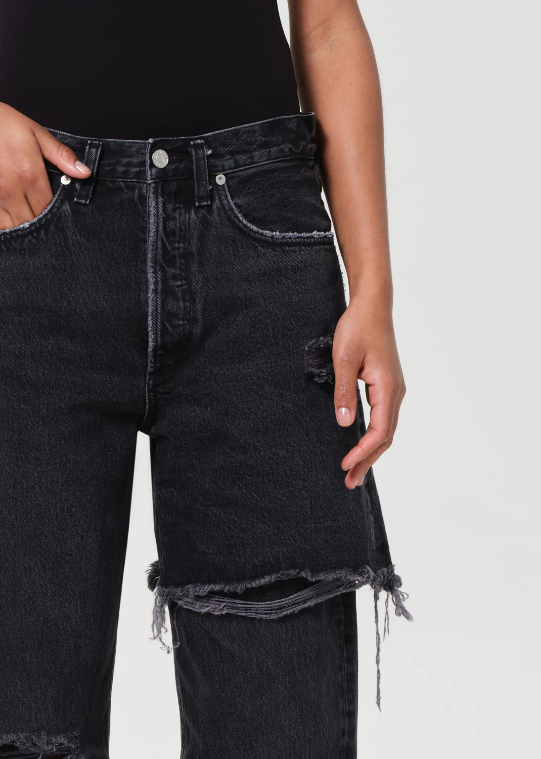 Amryn Jean in Black Row - Image 5