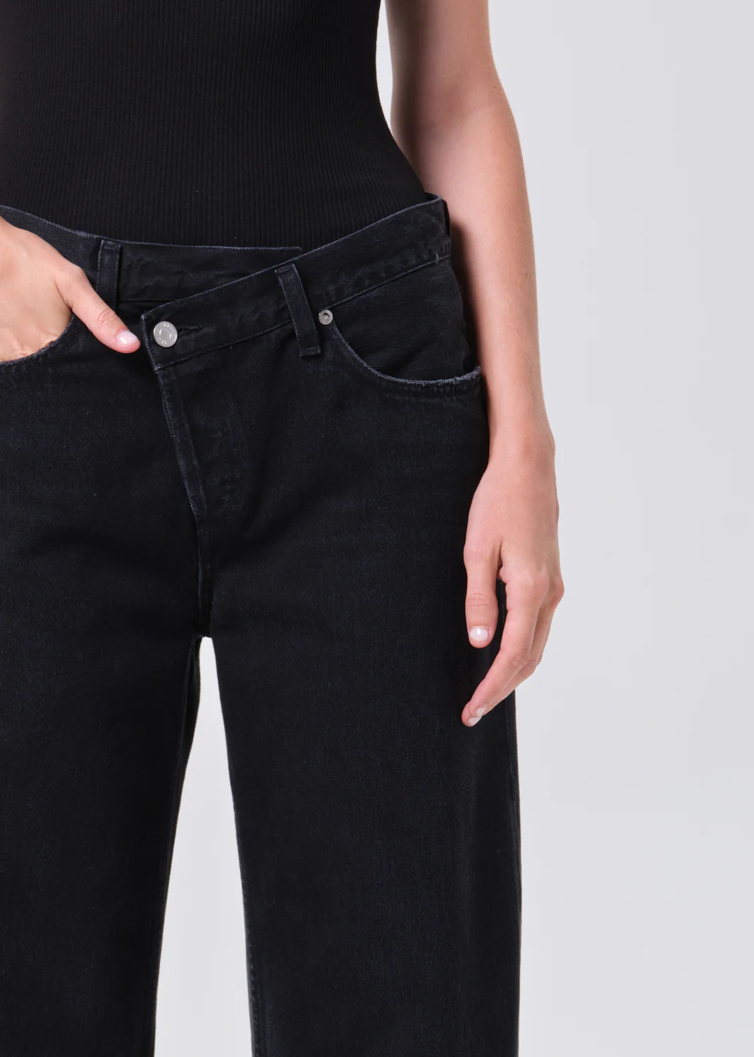 Arc Criss Cross Jean (Weightless) in Phase - Image 6