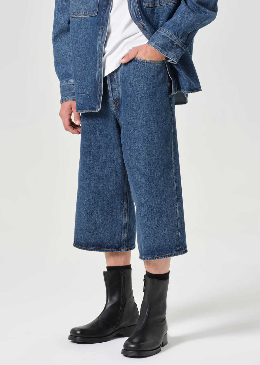 Beesley Short in Creased Indigo - Image 5