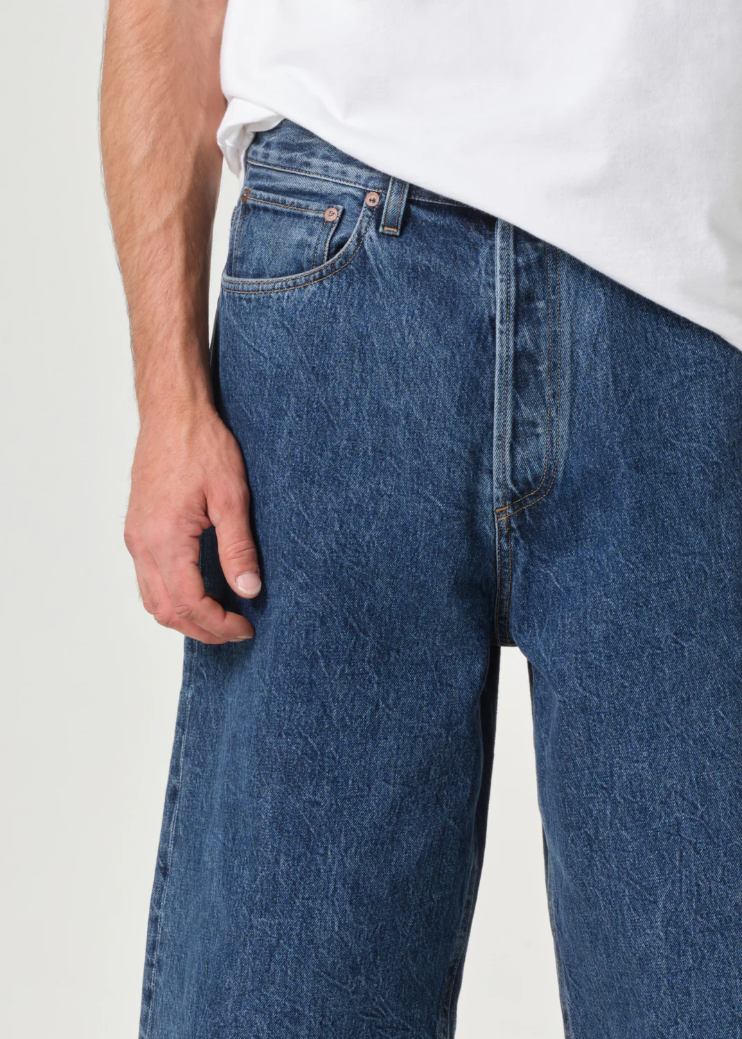 Beesley Short in Creased Indigo - Image 6