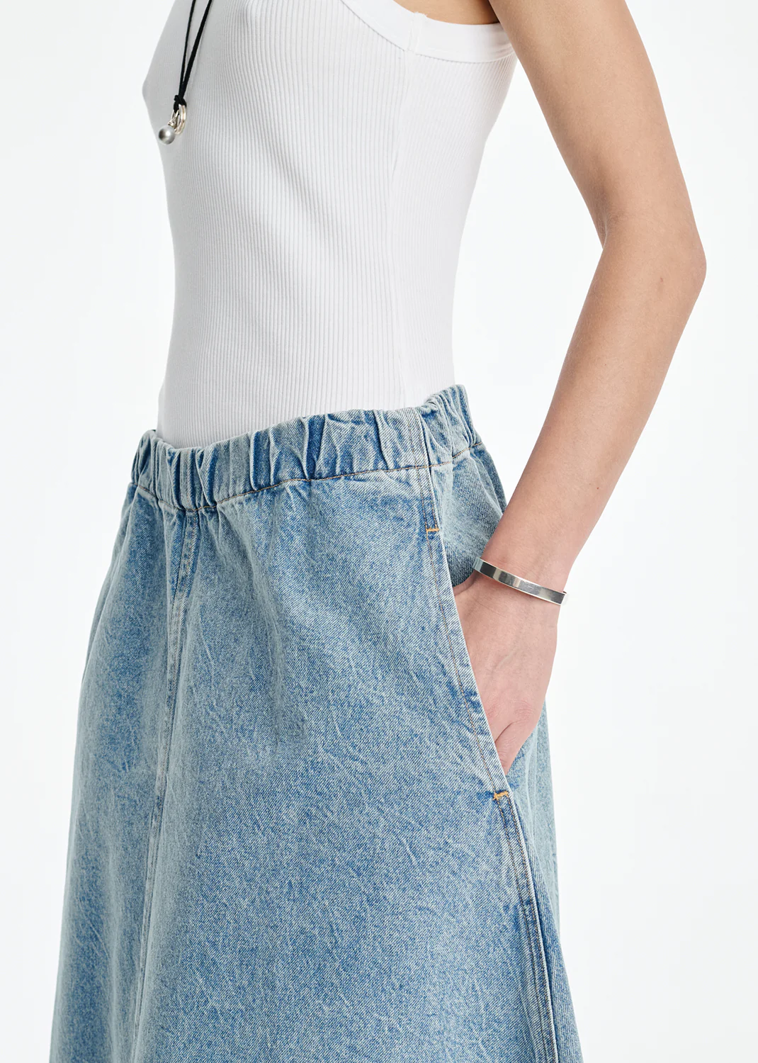 AGOLDE x MARIA MCMANUS Circle Skirt (Weightless) in Crinkle Indigo - Image 4