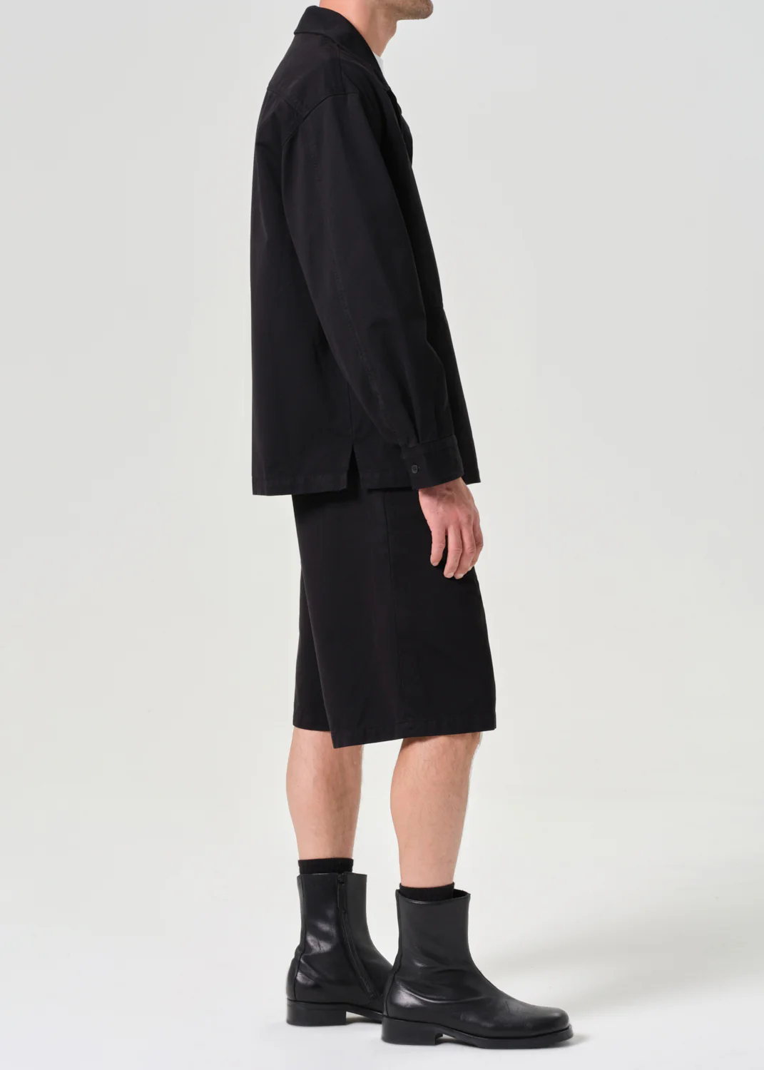 Cosmo Short in Black - Image 4