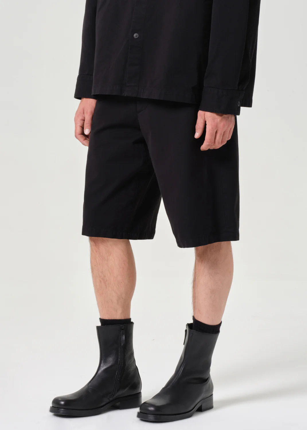 Cosmo Short in Black - Image 5