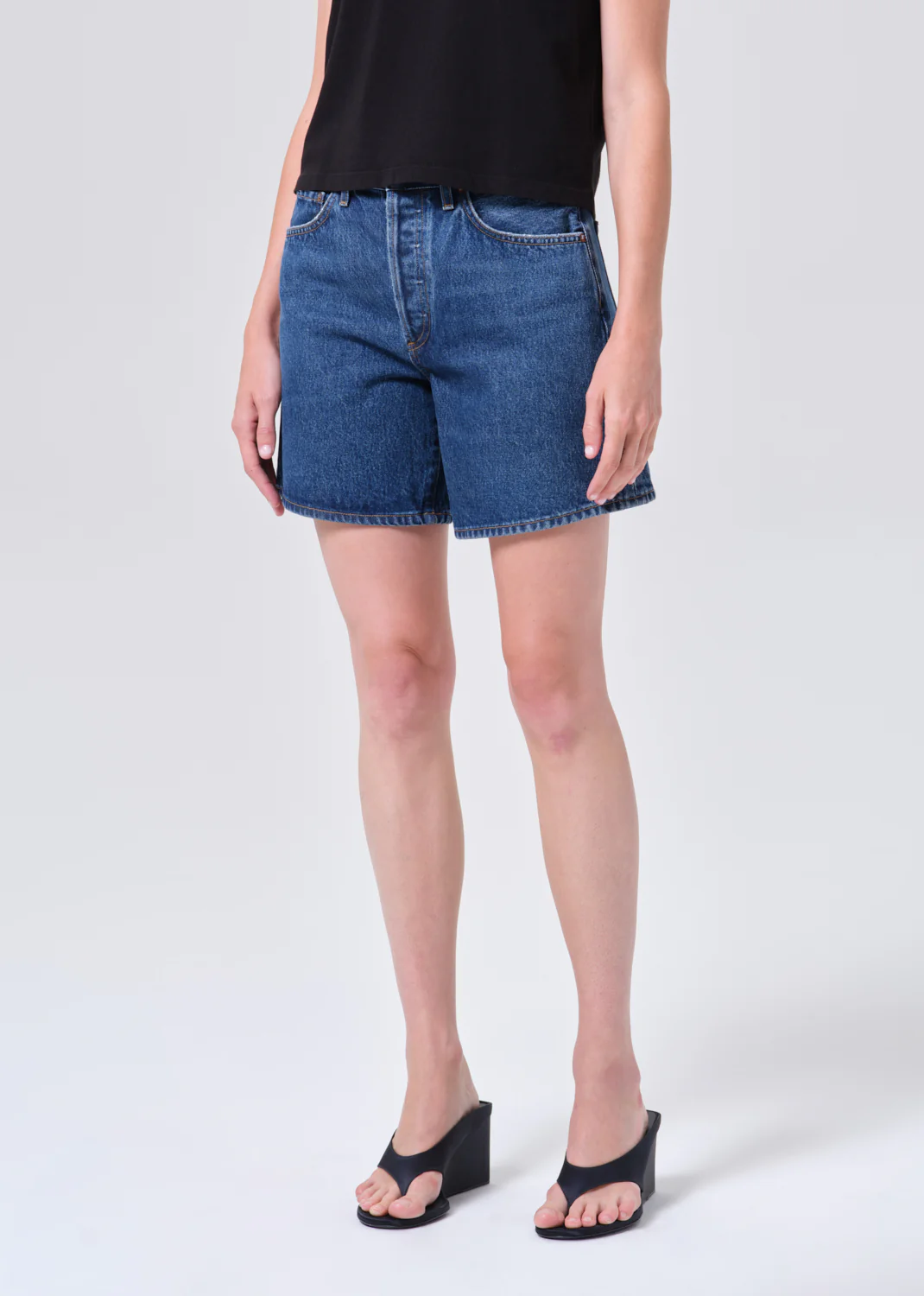 Dame Short in Enamour - Image 5