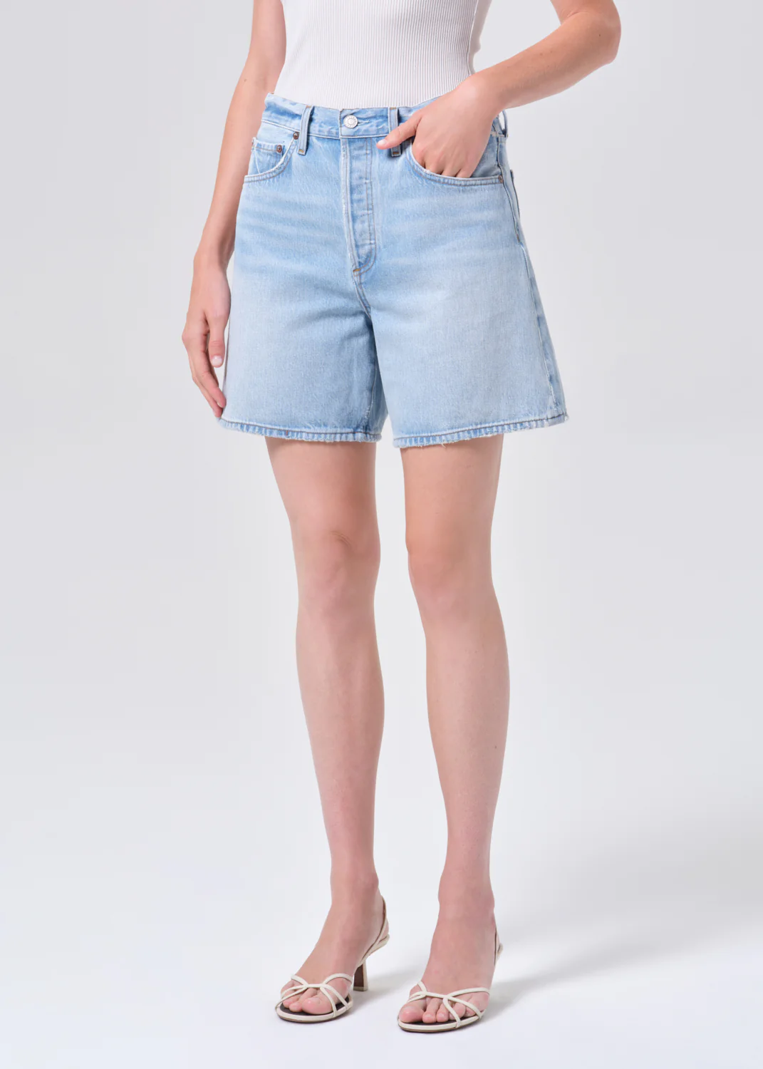 Dame Short in Convert - Image 4