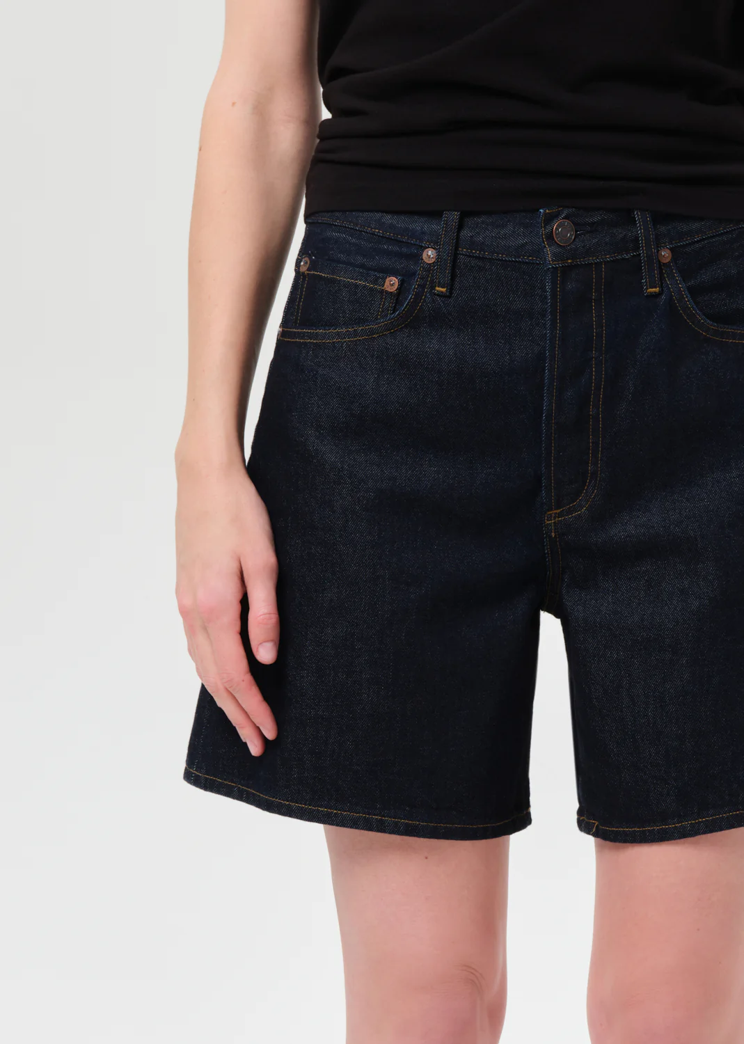 Dame Short (Weightless) in Rinse - Image 5