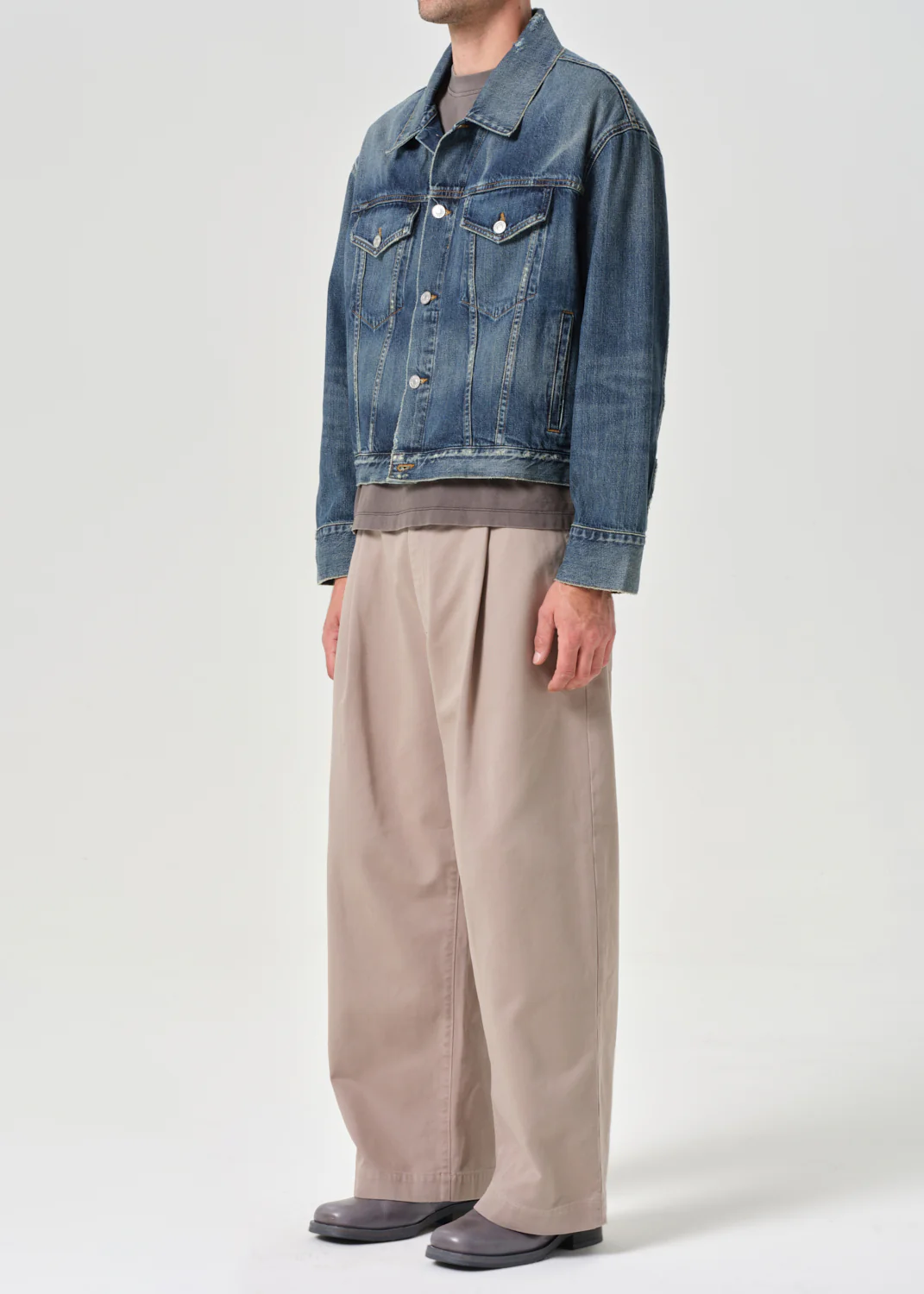 Dorian Jacket in Illuminate - Image 5