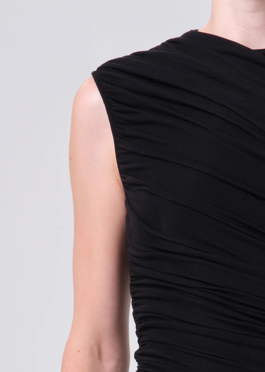Ester Twist Tank in Black - Image 5