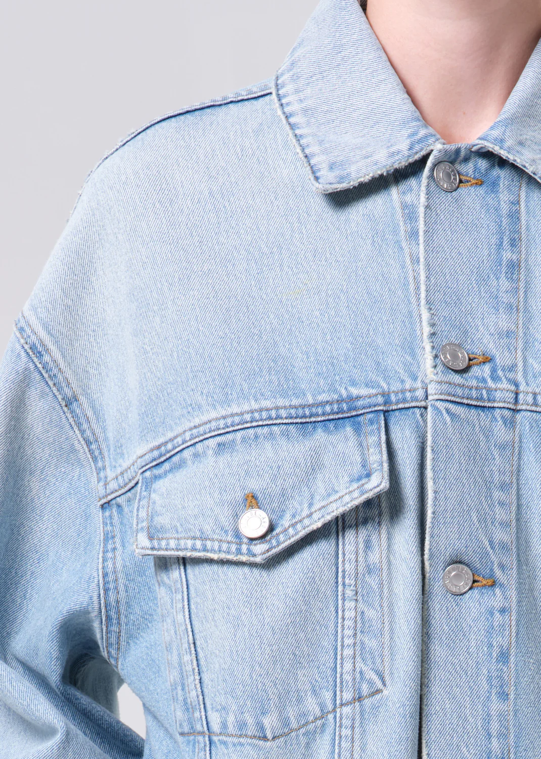 Evin Jacket in Scroll - Image 5
