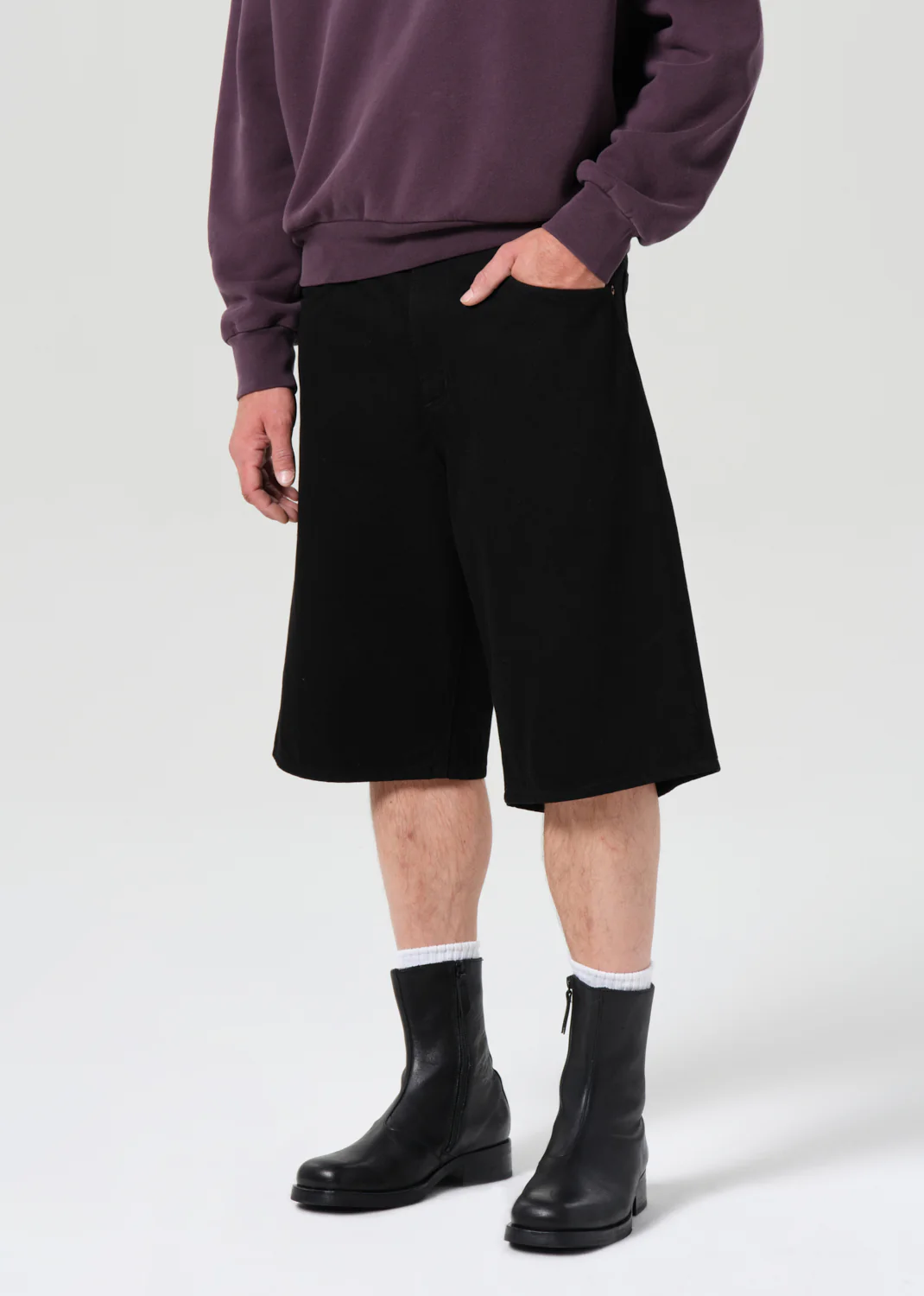 Fusion Skater Short in Curb - Image 5