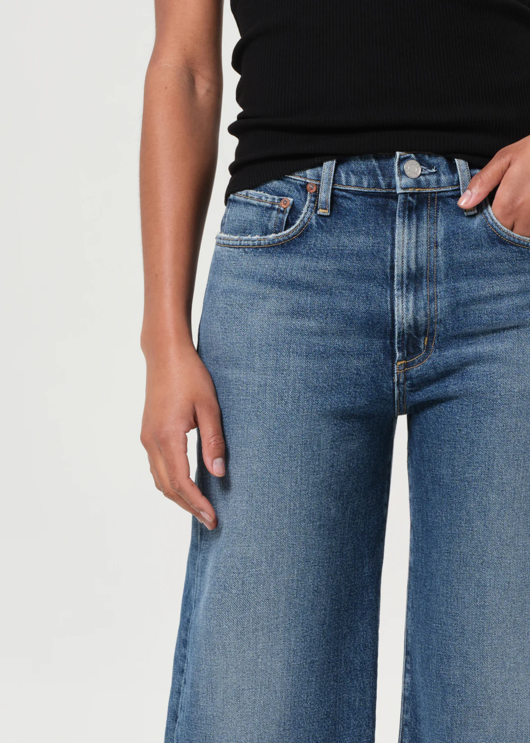 Harper Crop Jean (Comfort Stretch) in Enroll - Image 5