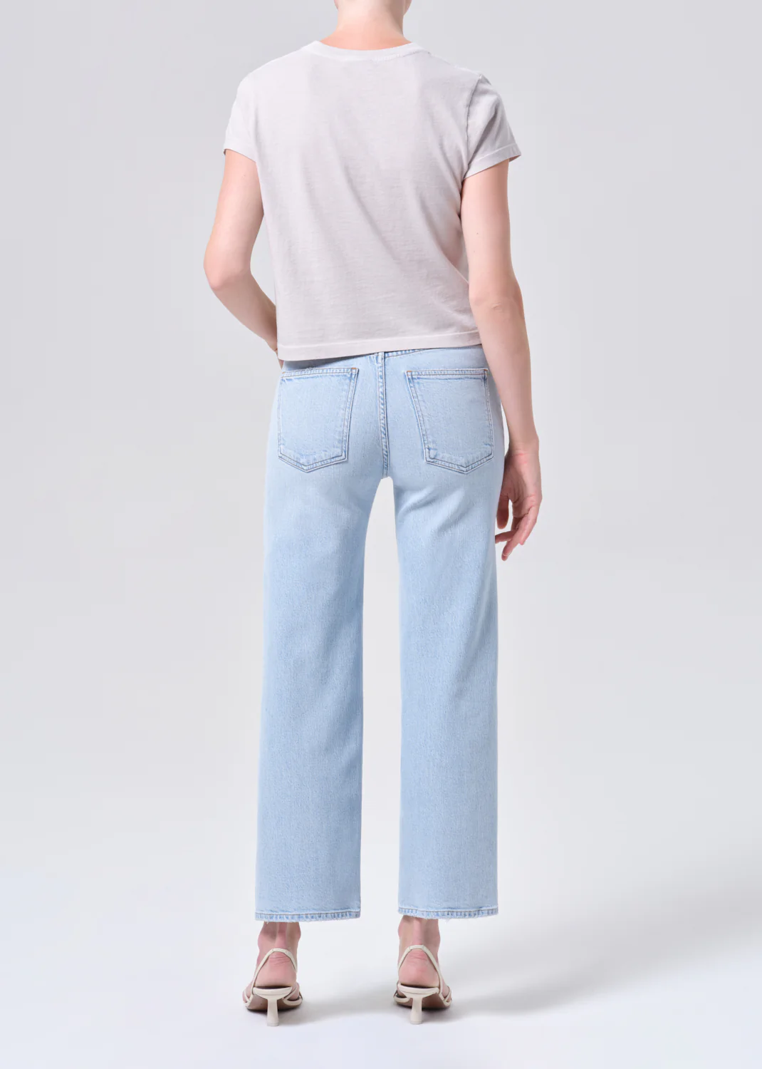 Harper Crop Jean (Weightless Stretch) in Flaunt - Image 2
