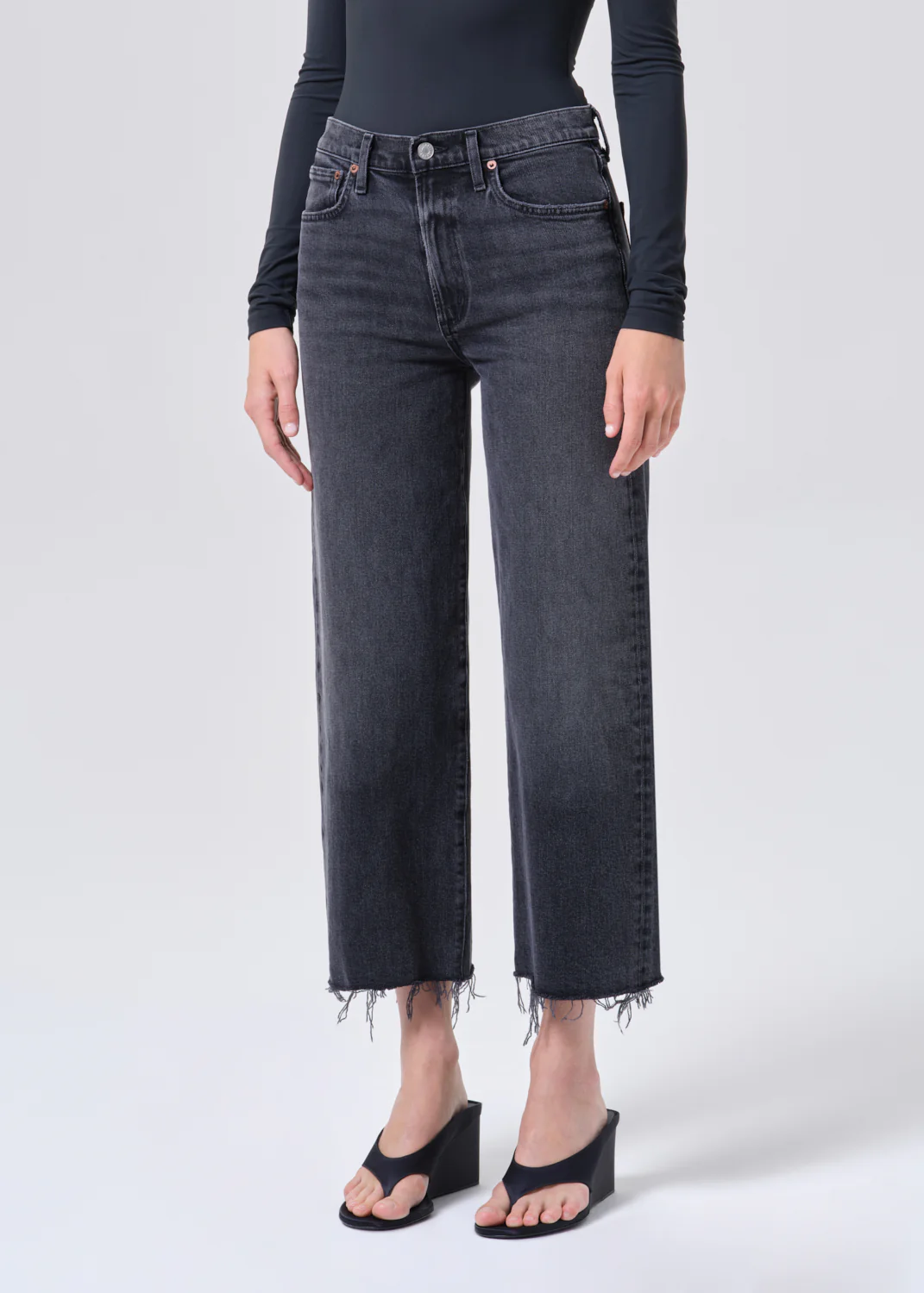 Harper Crop Jean (Weightless Stretch) in Radius - Image 5