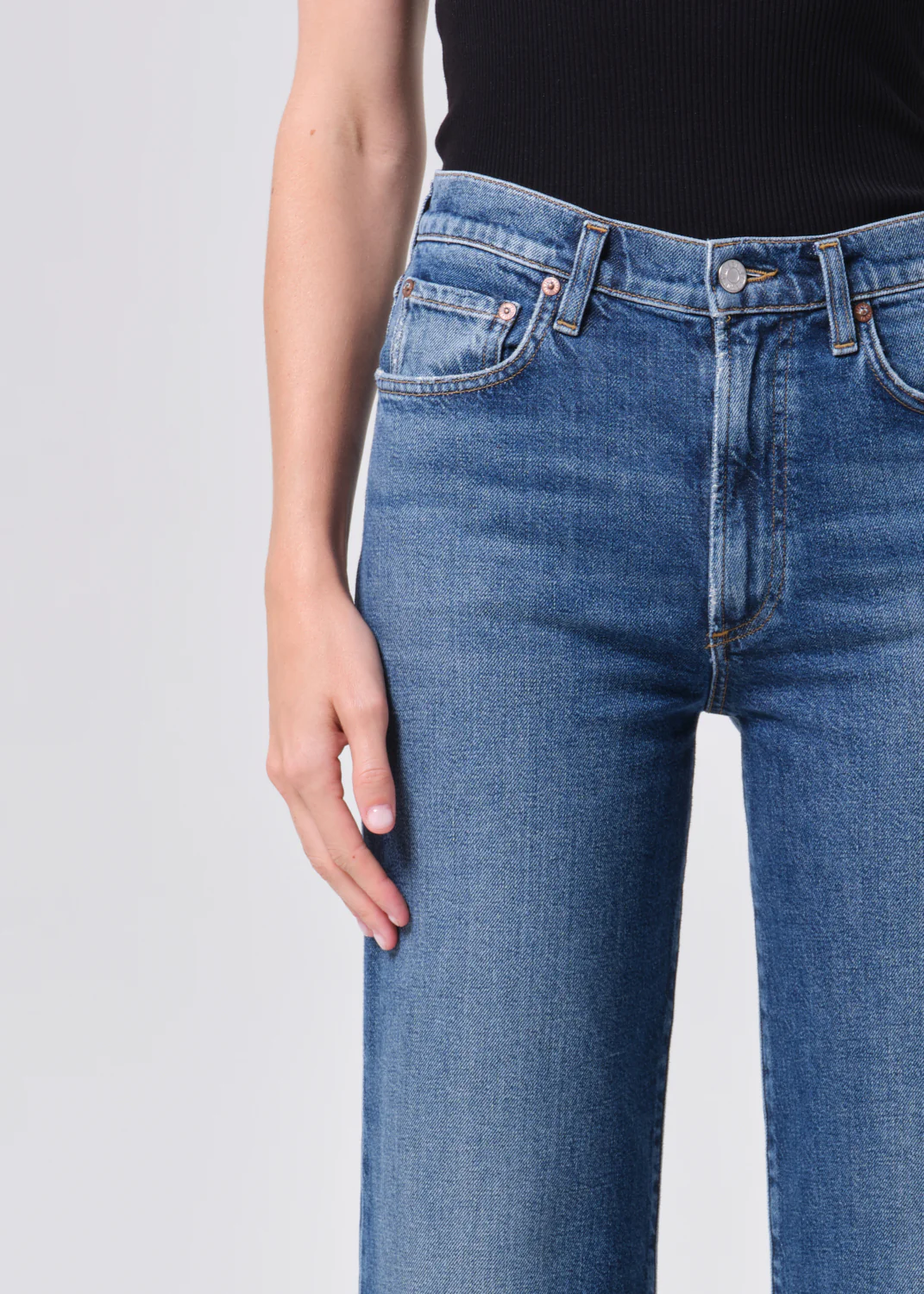 Harper Crop Jean (Weightless Stretch) in River - Image 5