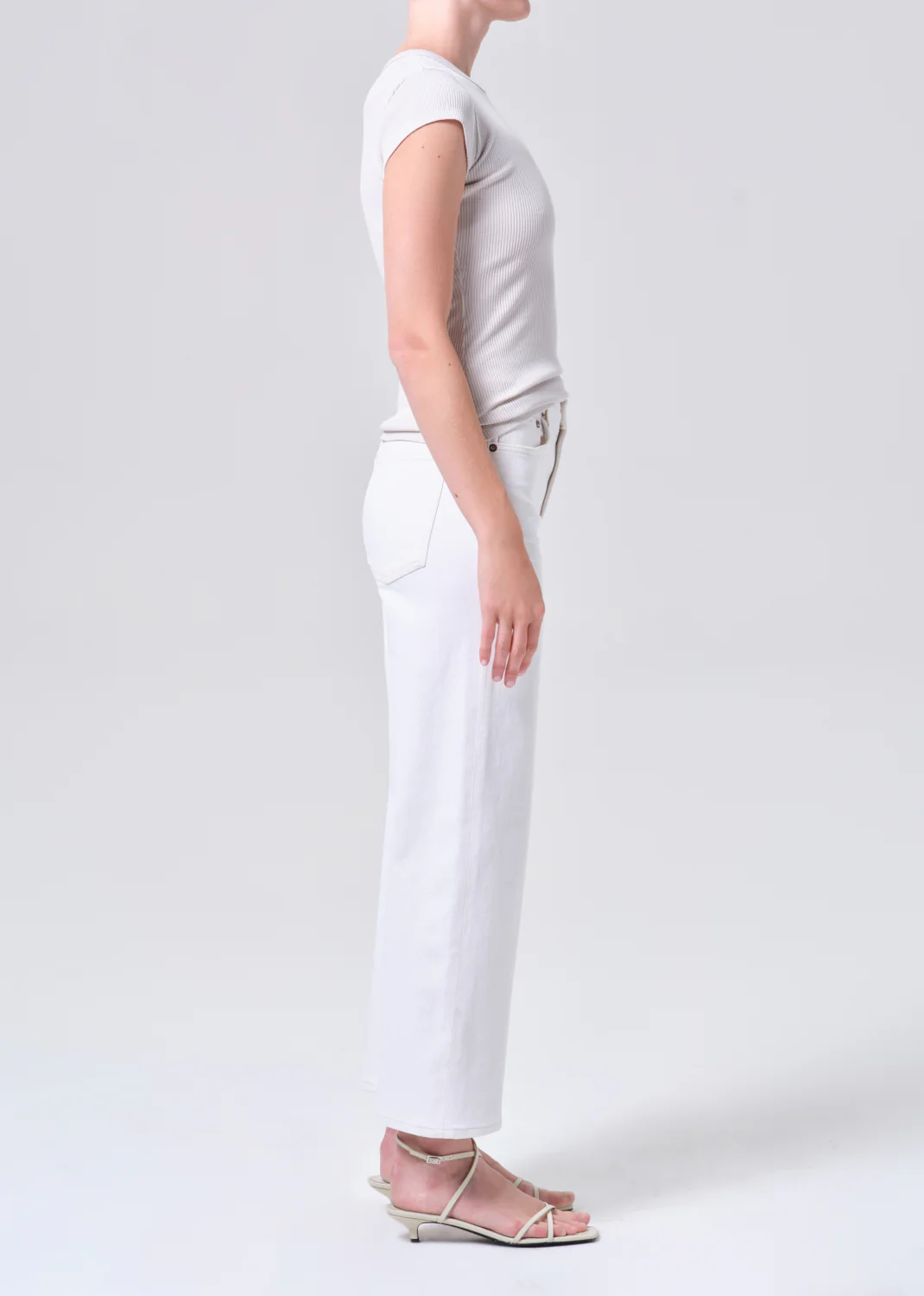 Harper Crop Jean (Comfort Stretch) in White Wash - Image 3