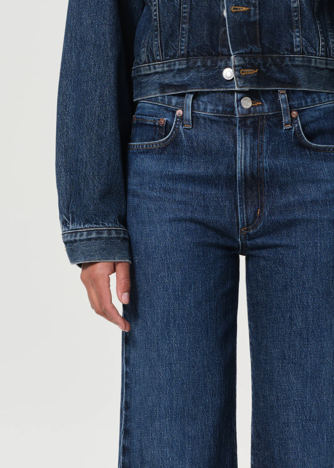 Harper Straight Jean (Stretch) in Echo - Image 5