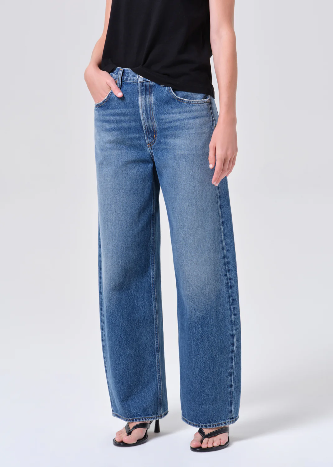 Low Curve Jean in Chapter (Cocoincashmere Exclusive) - Image 4