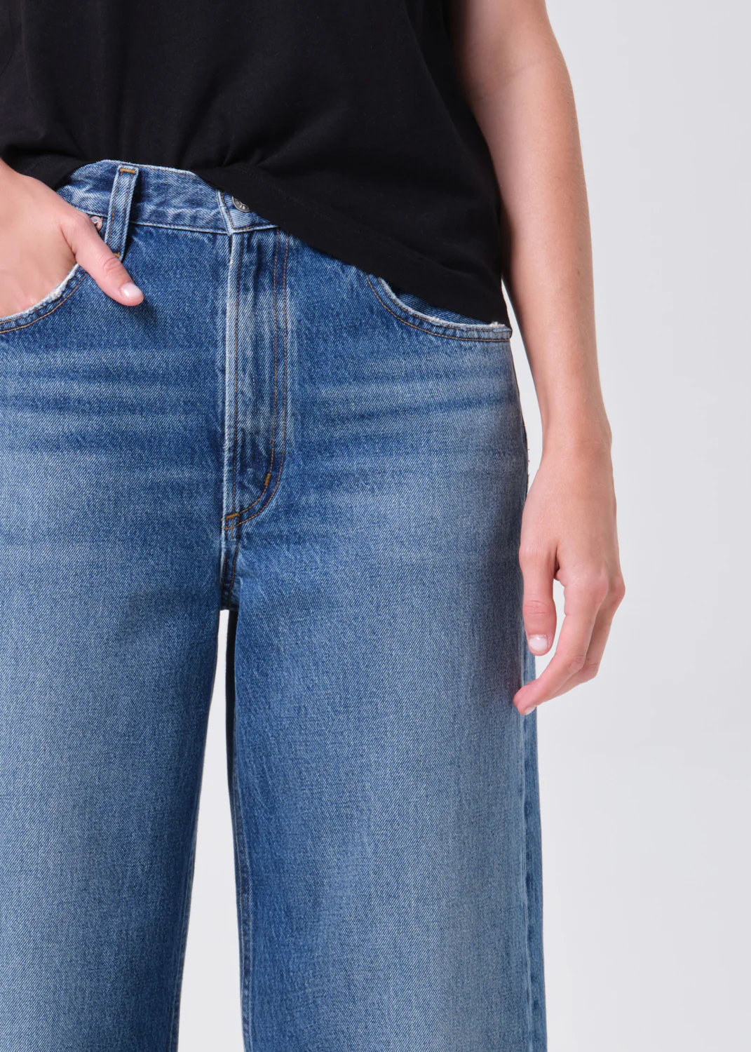 Low Curve Jean in Chapter (Cocoincashmere Exclusive) - Image 5