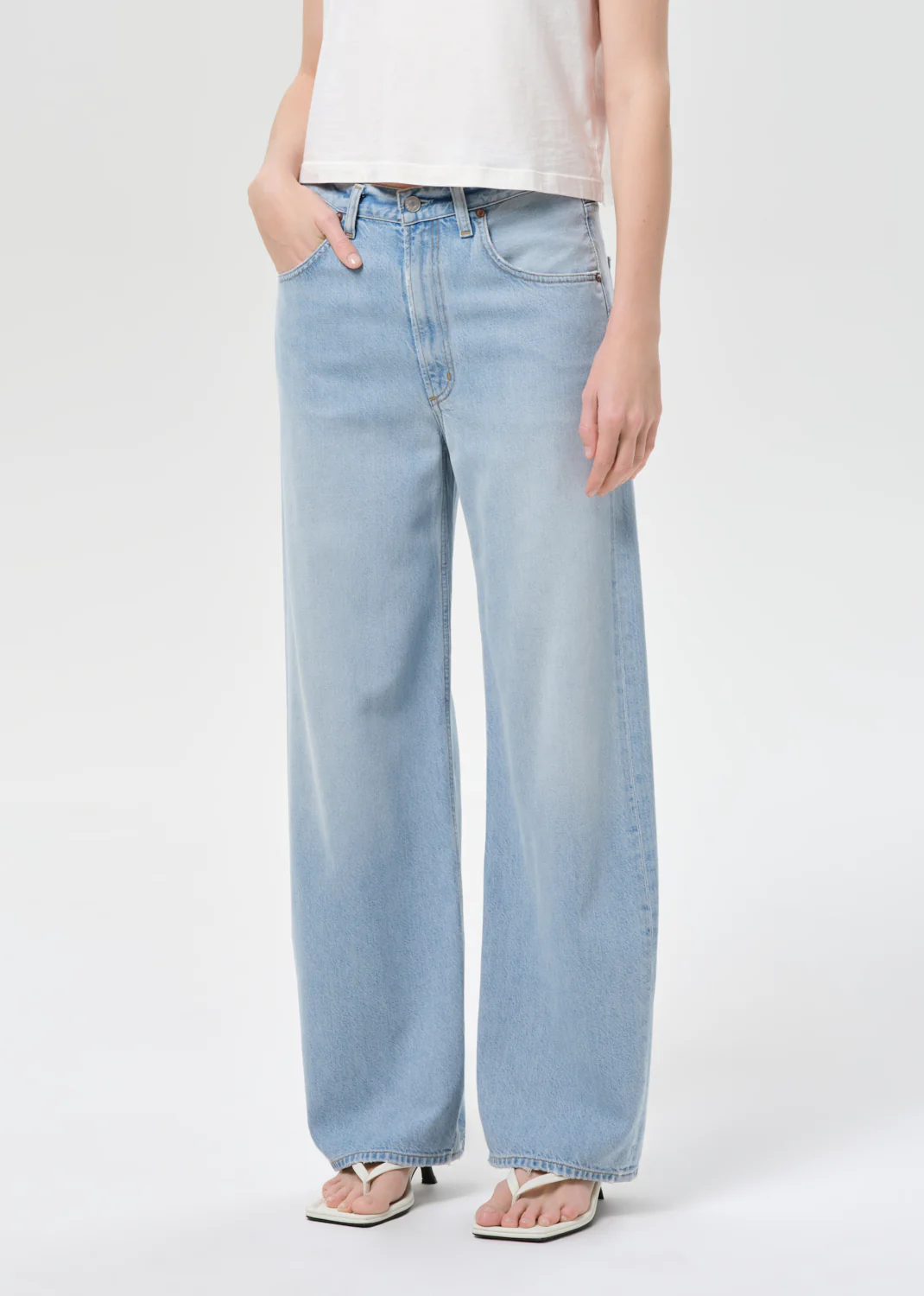 Low Curve Jean (Flyweight) in Memory - Image 4