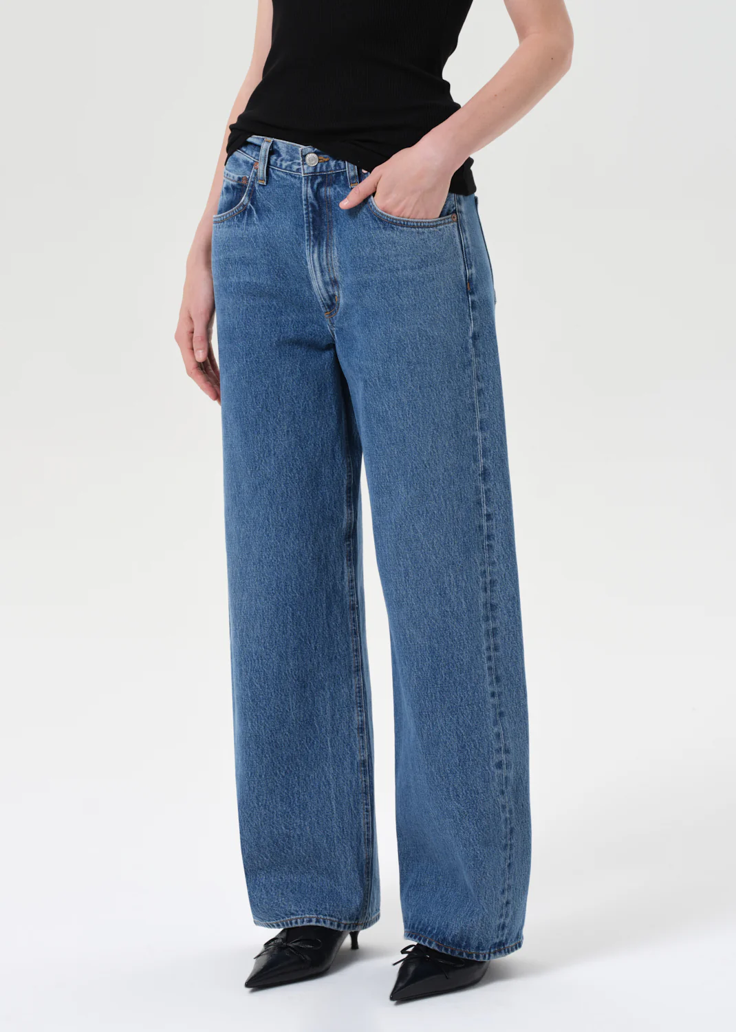 Low Curve Jean in Myth - Image 4