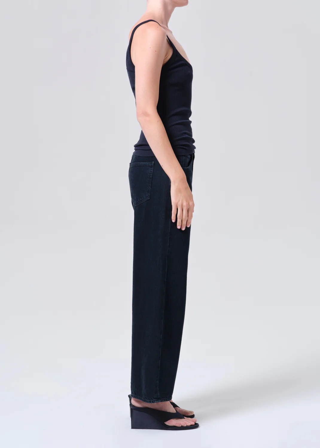 Low Curve Crop Jean (Weightless) in Crushed - Image 2