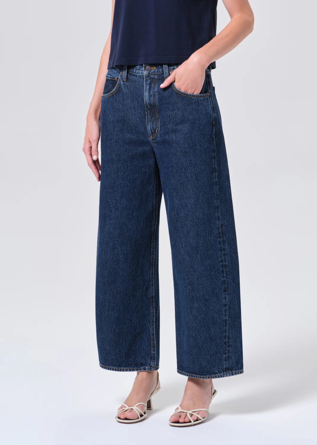 Low Curve Crop Jean in Pendulum - Image 4