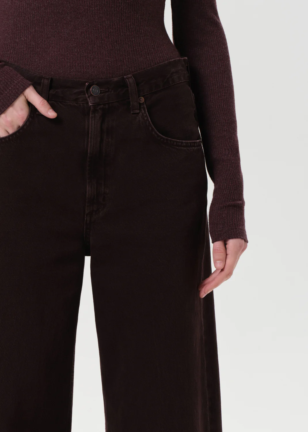 Low Curve Jean in Sloe Berry - Image 5