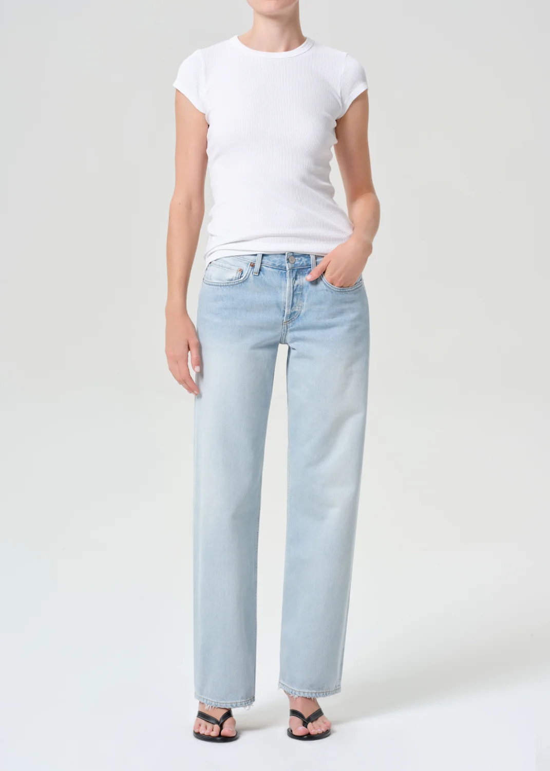Low Rise Loose (Weightless) in Amplify