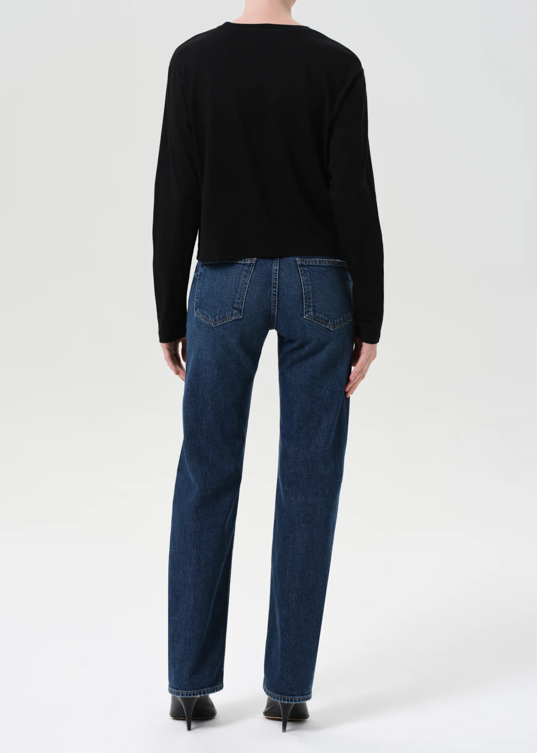 Low Rise Slim 29" (Weightless Stretch) in Slick - Image 2
