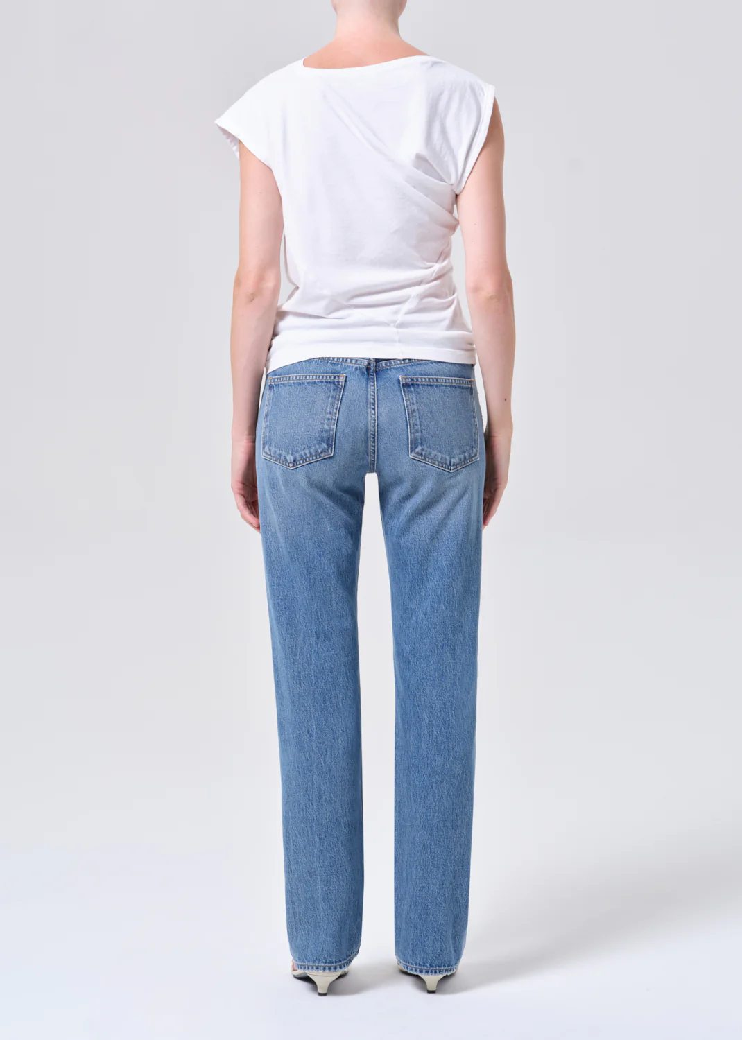 Low Rise Slim in Downtown - Image 3
