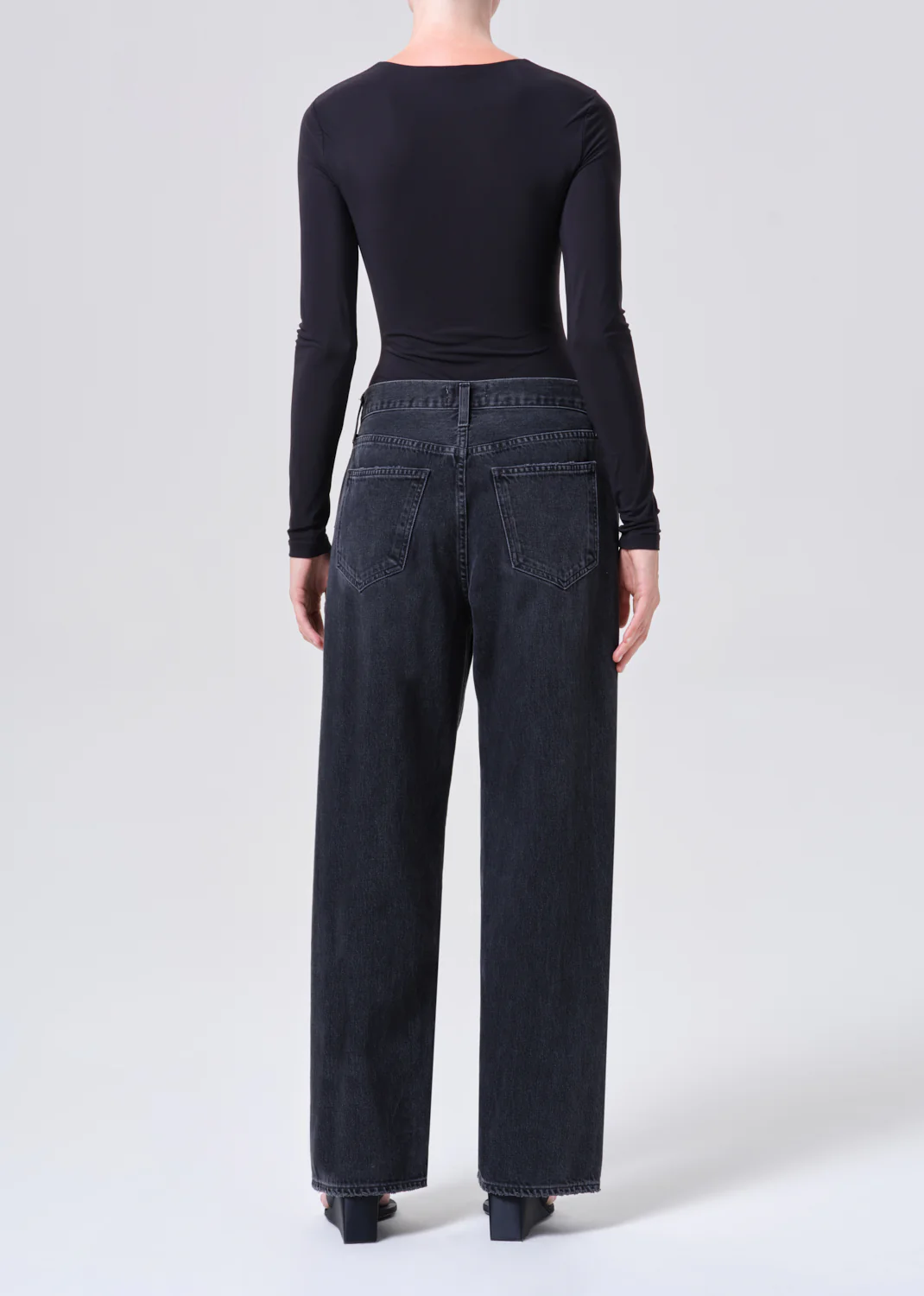 Low Slung Baggy 30.5" (Weightless) in Recess - Image 3