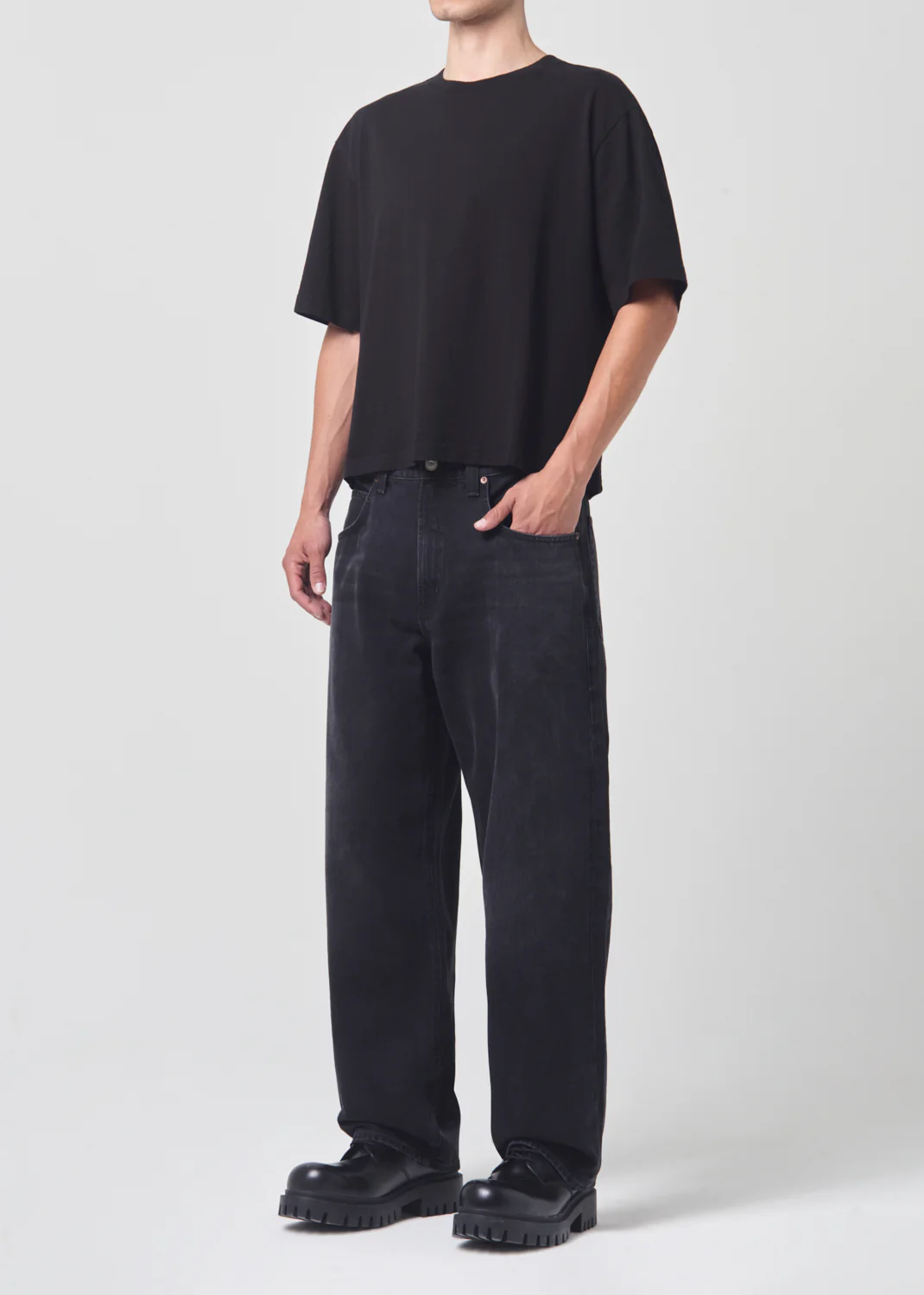 Marr Tee in Black - Image 5
