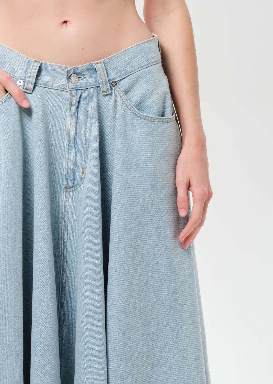 Otto Skirt (Weightless) in Erase - Image 6