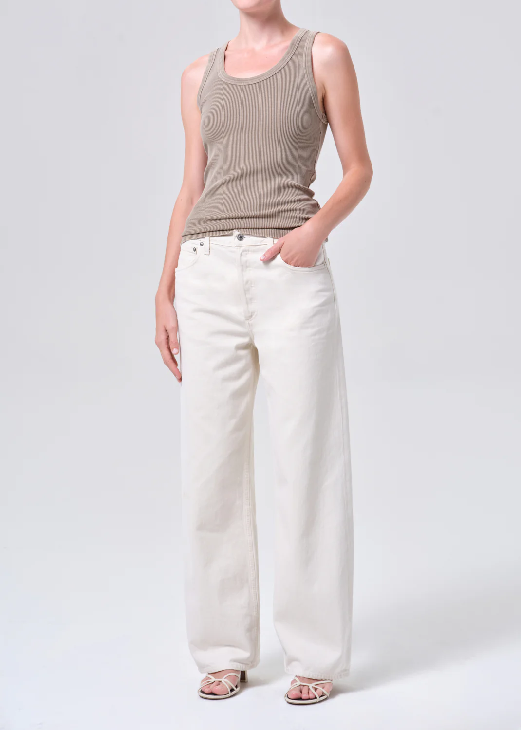 Poppy Tank in Trail - Image 4