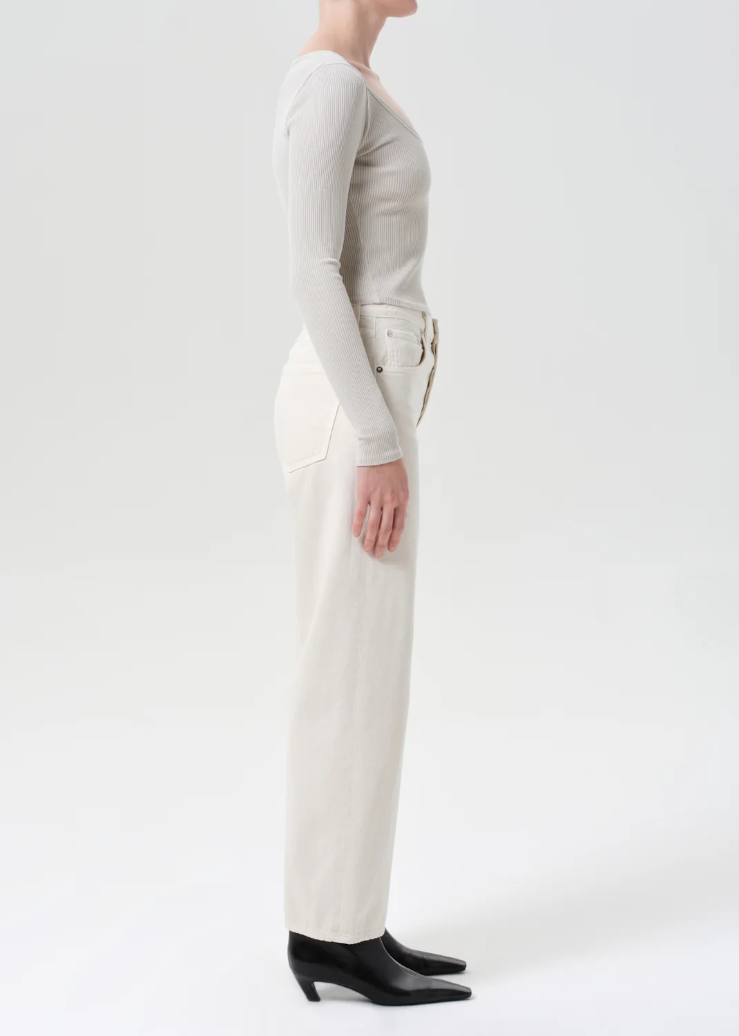 Ren Jean in Brown Rice - Image 3