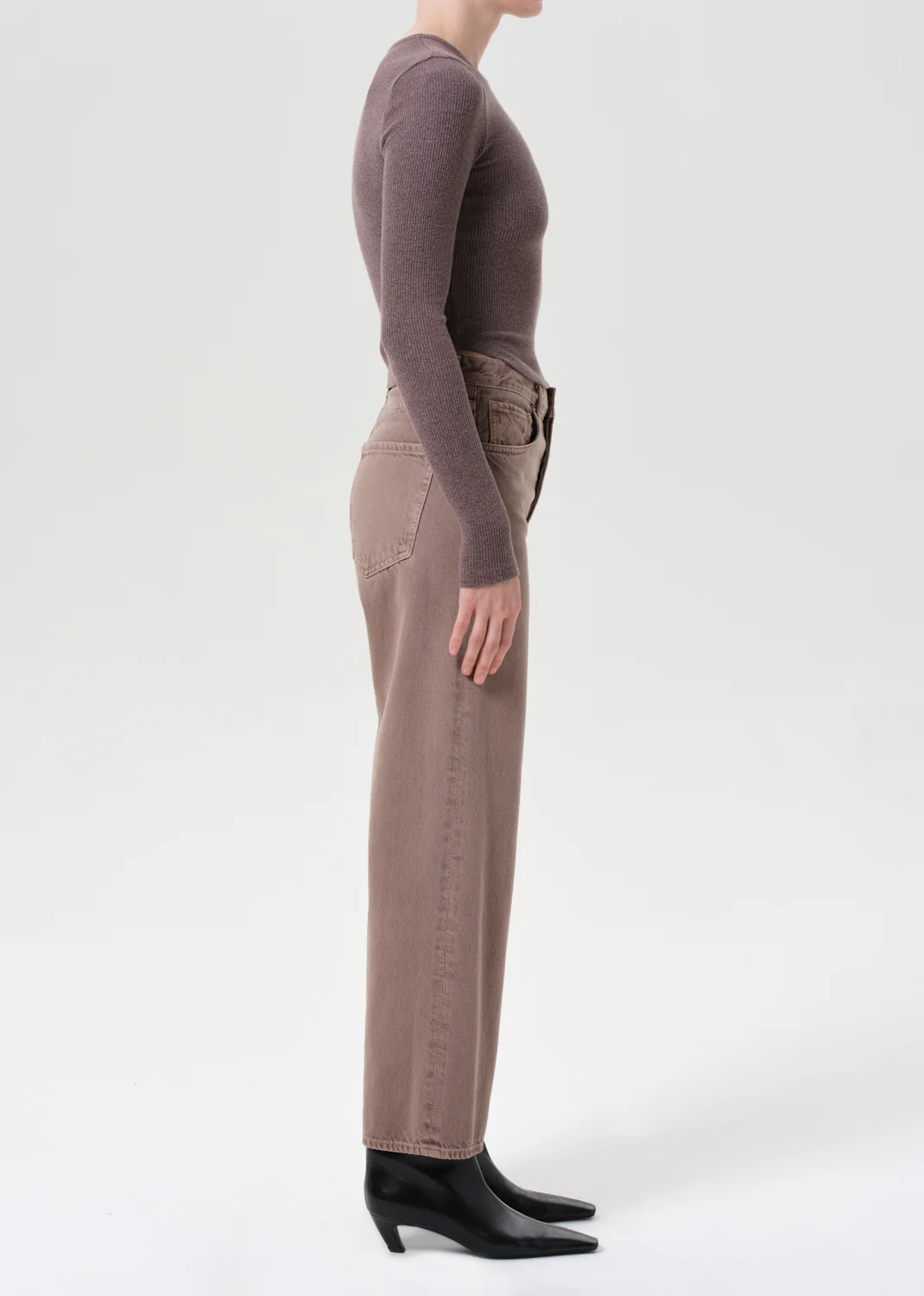 Ren Jean in Ceramic - Image 3