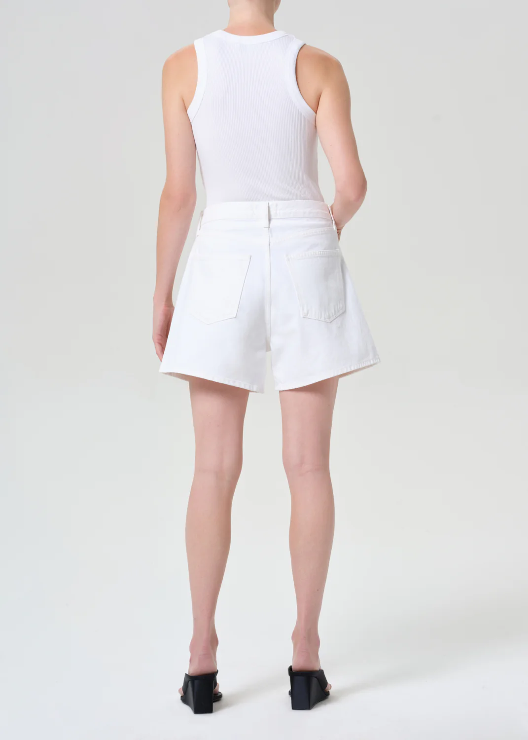 Rhoda Pleated A-Line Short in Milkshake - Image 4
