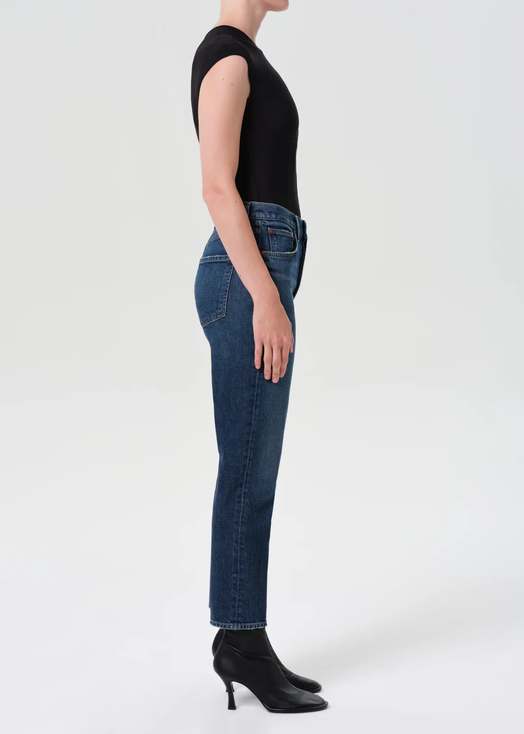 Riley High Rise Straight Crop (Weightless Stretch) in Slick - Image 3