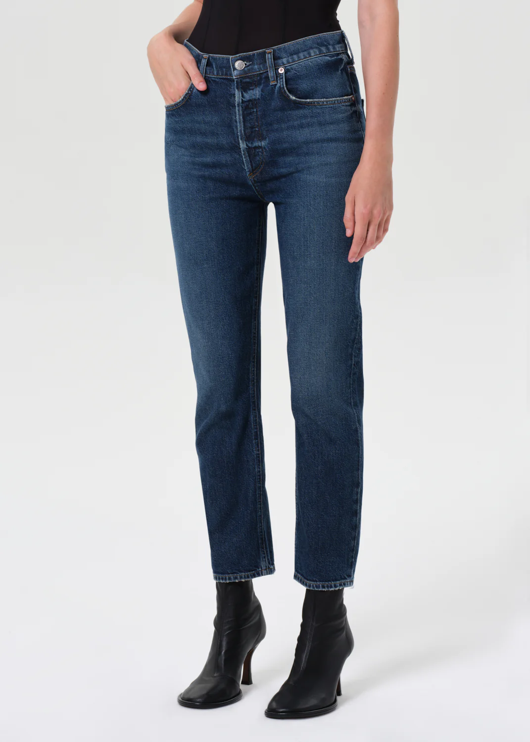 Riley High Rise Straight Crop (Weightless Stretch) in Slick - Image 4