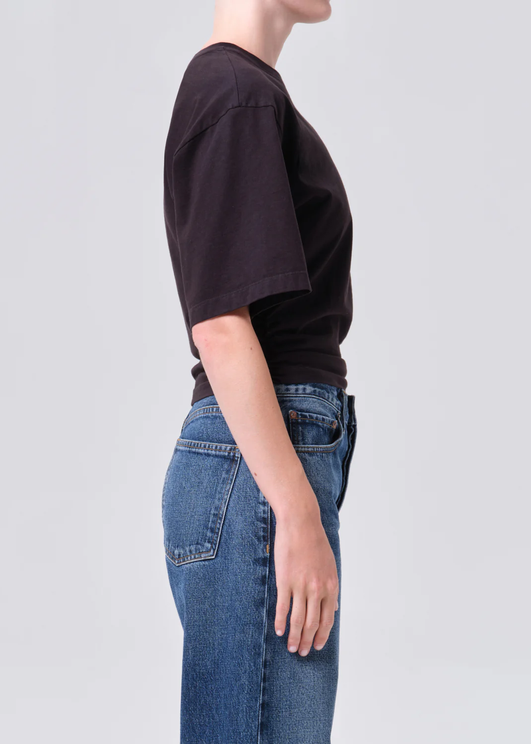 Shari Tee in Black - Image 3