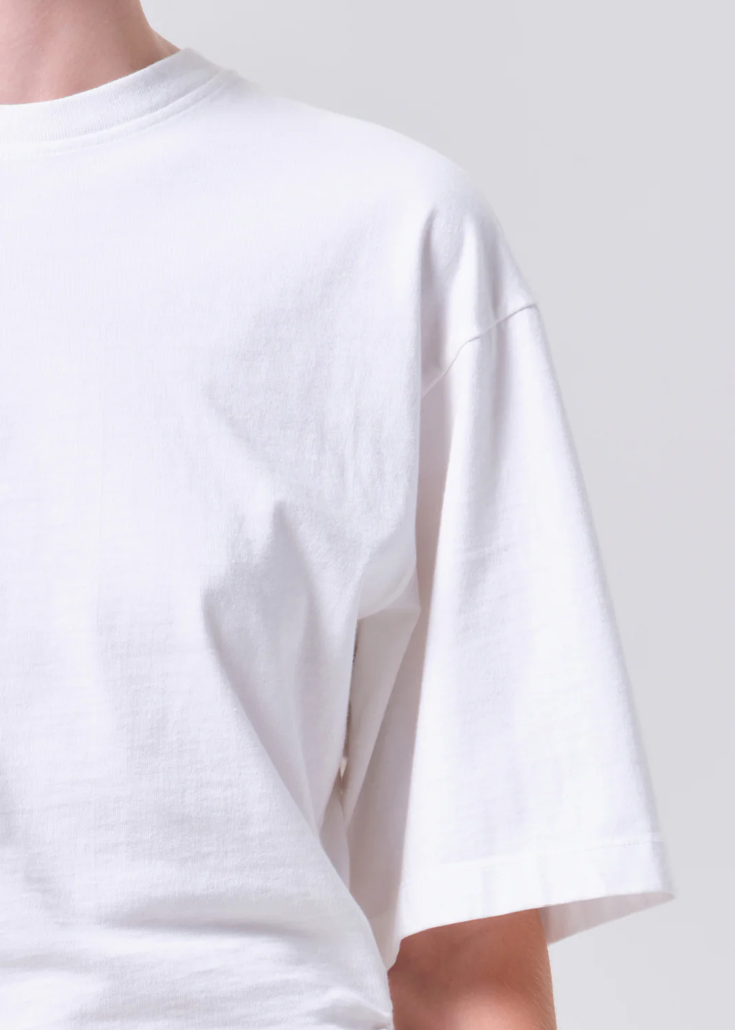 Shari Tee in White - Image 5