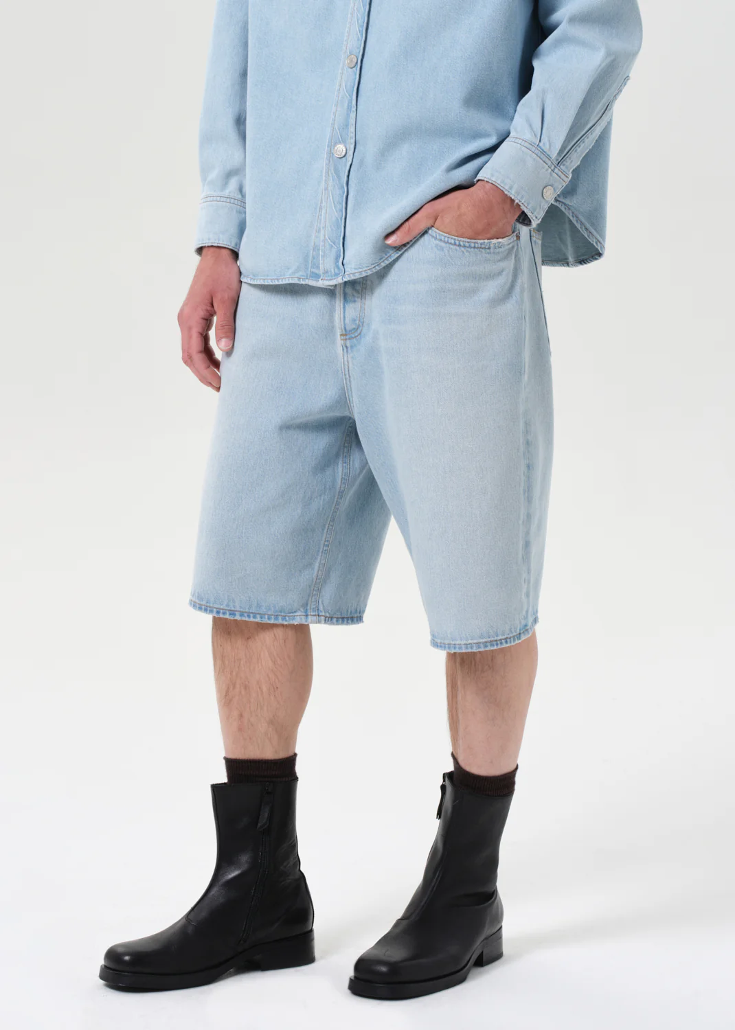 Skate Short in Extract - Image 5