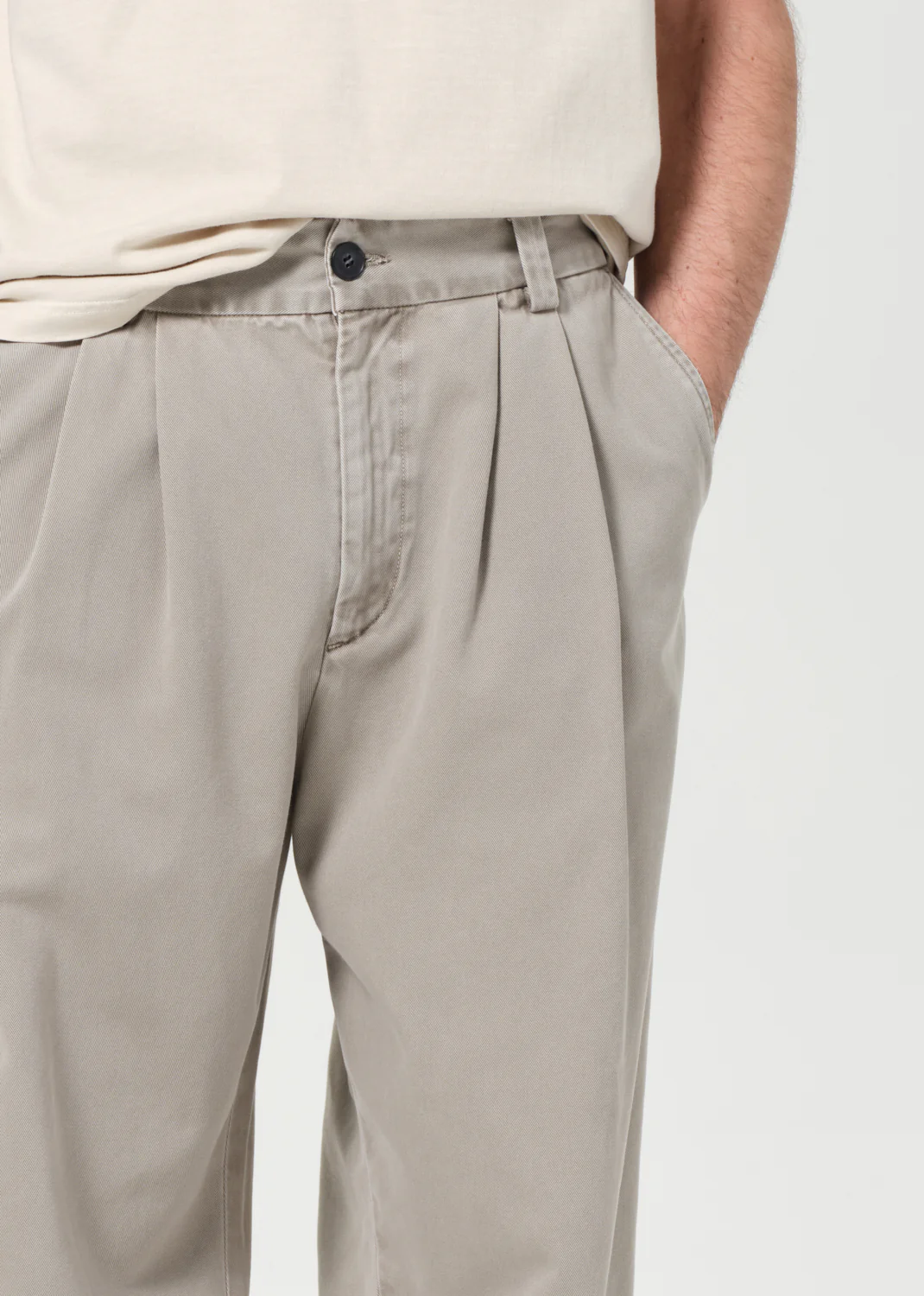 Slater Trouser in Wicker - Image 6