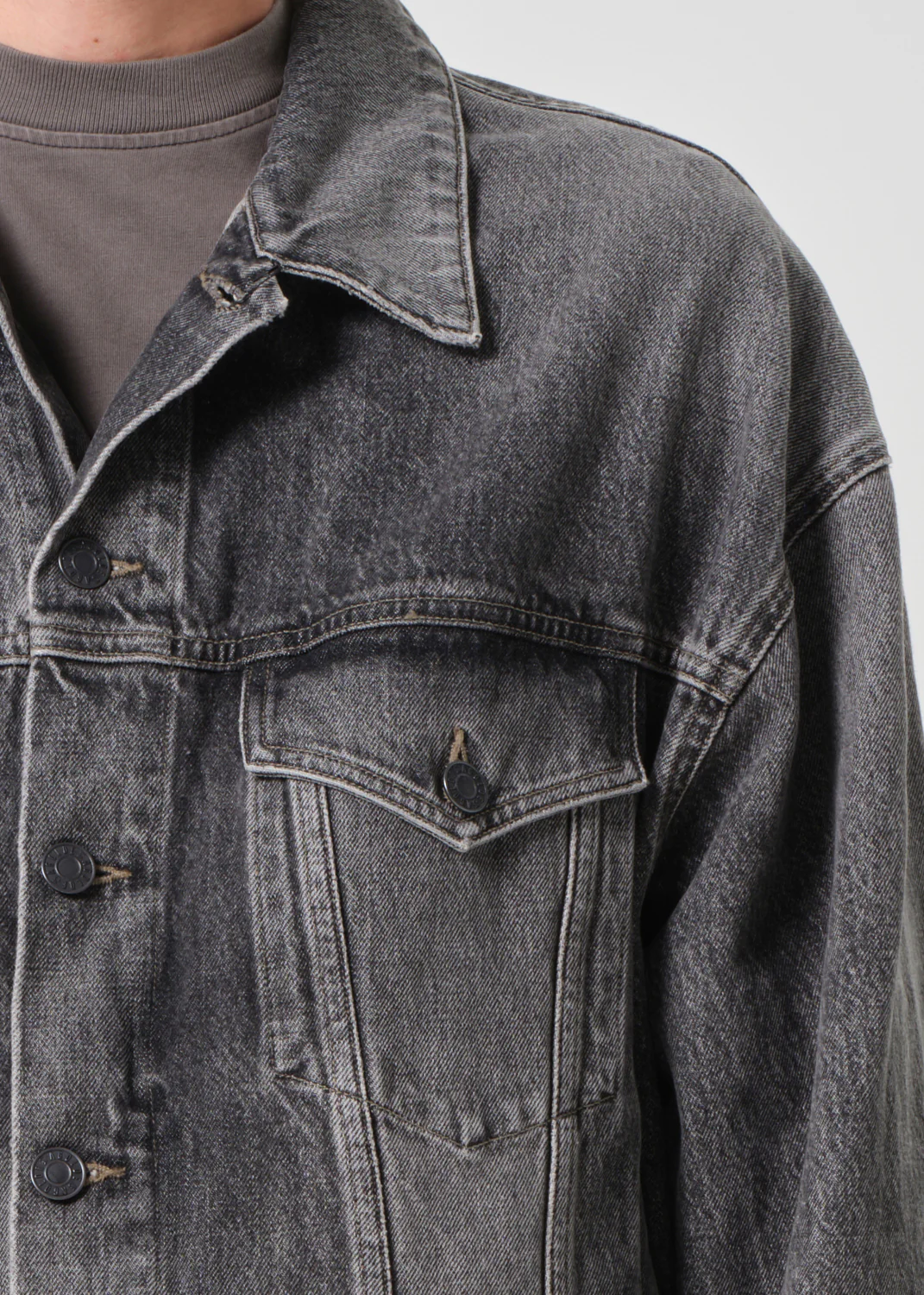 Stefano Jean Jacket in Fresh - Image 7